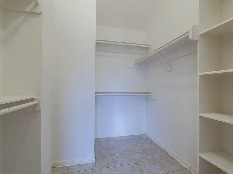 1414 Crocker St — Photo 18