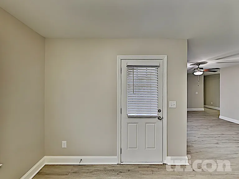 1868 Providence Ct — Photo 5