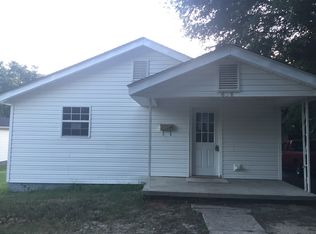 628 Fisher St, Burlington, NC 27217