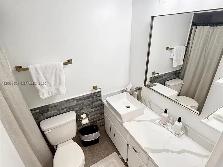 1569 Shaker Cir — Photo 17