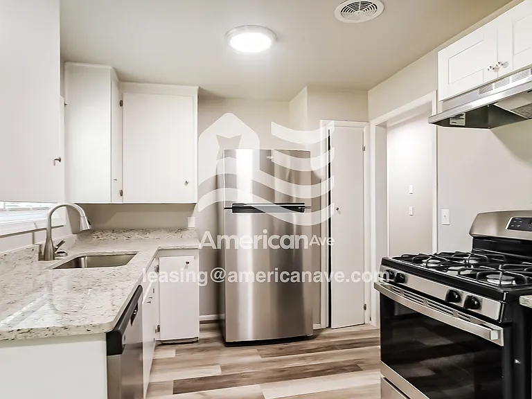 1583637_007_wm_-_kitchen_13181653.jpg