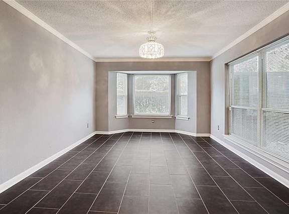 3rd image of 3 Glacier Ct