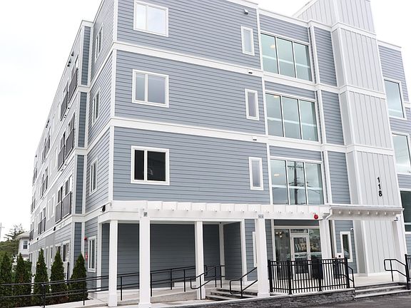2nd image of 118 Old Colony Ave #2