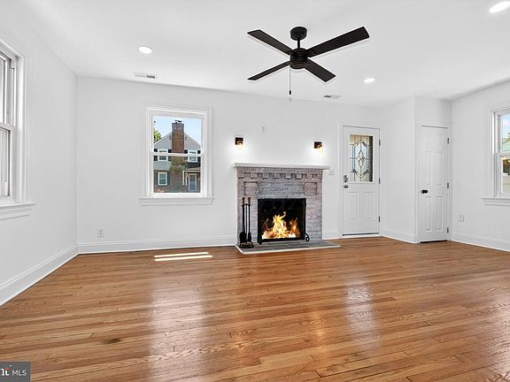 5th image of 62 Yorkway