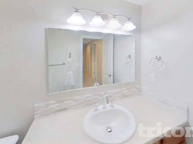 6816 S Warner St — Photo 20