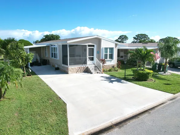 322 Macadamia Drive, Barefoot Bay, FL 32976