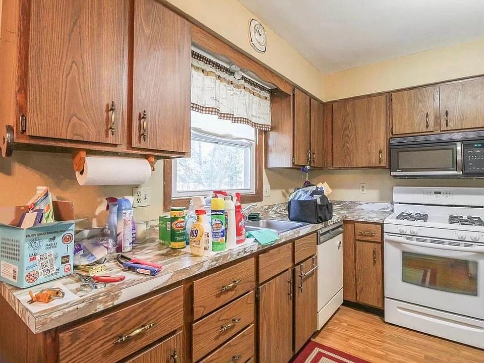 2nd image of 1217 S Pine St #1217