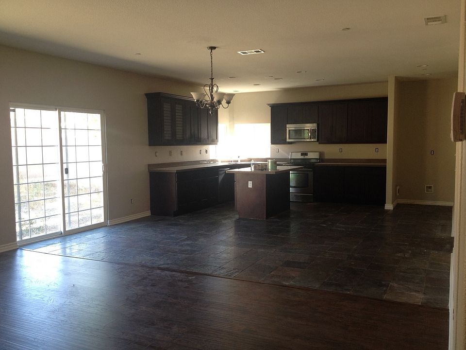 2nd image of 10459 Gramercy Pl