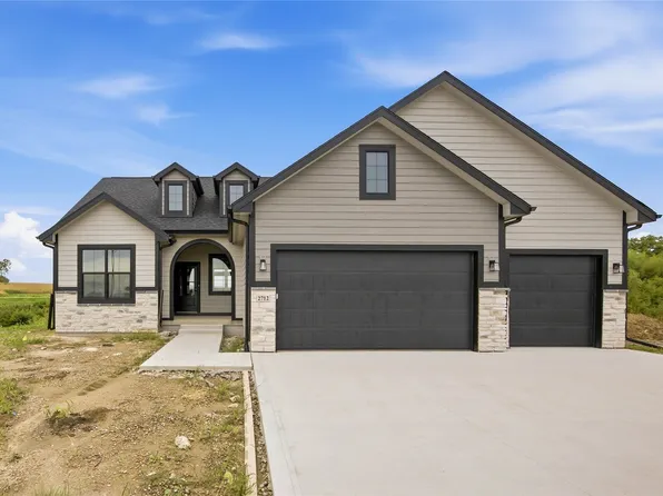 2712 Ponte Pl, Adel, IA 50003
