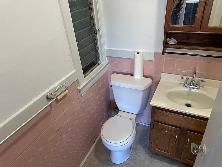 1315 W 22nd St #1315 — Photo 9