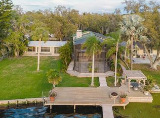 680 George St S, Tarpon Springs, FL 34688