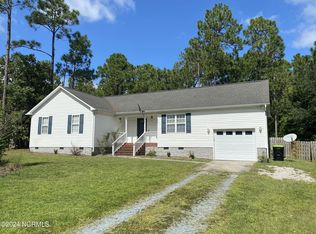 264 Greensboro Rd, Southport, NC 28461