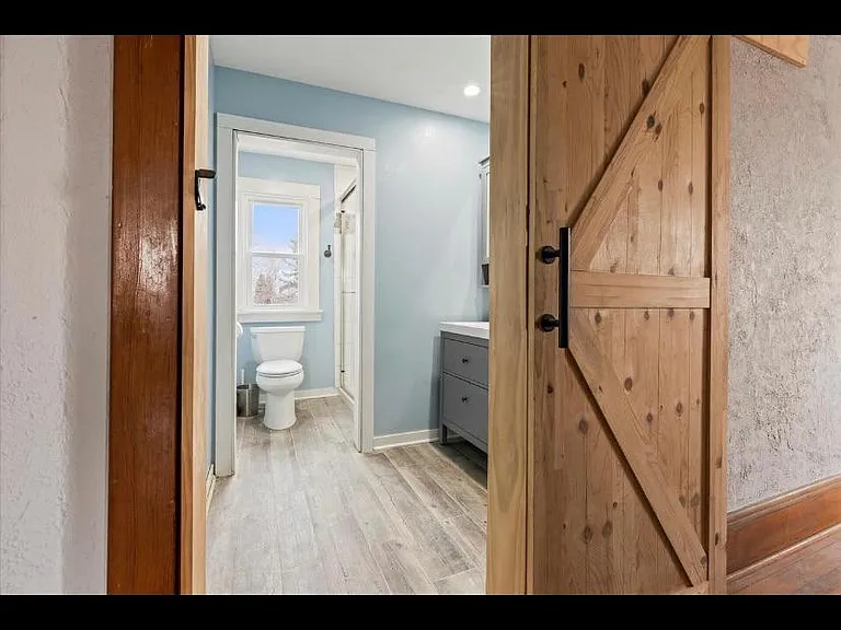 W360N6255 Brown St — Photo 11