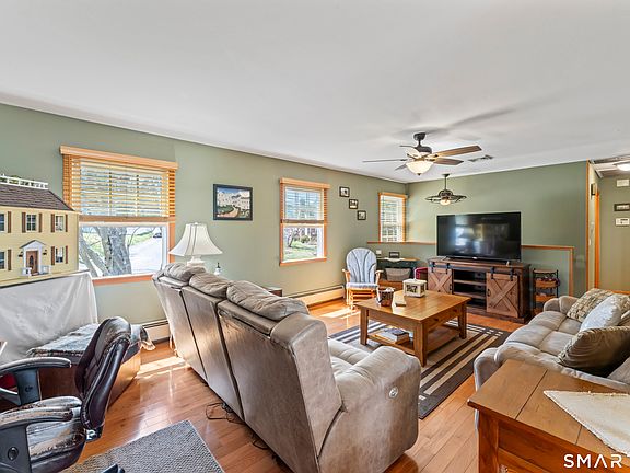4th image of 33 Coram Road