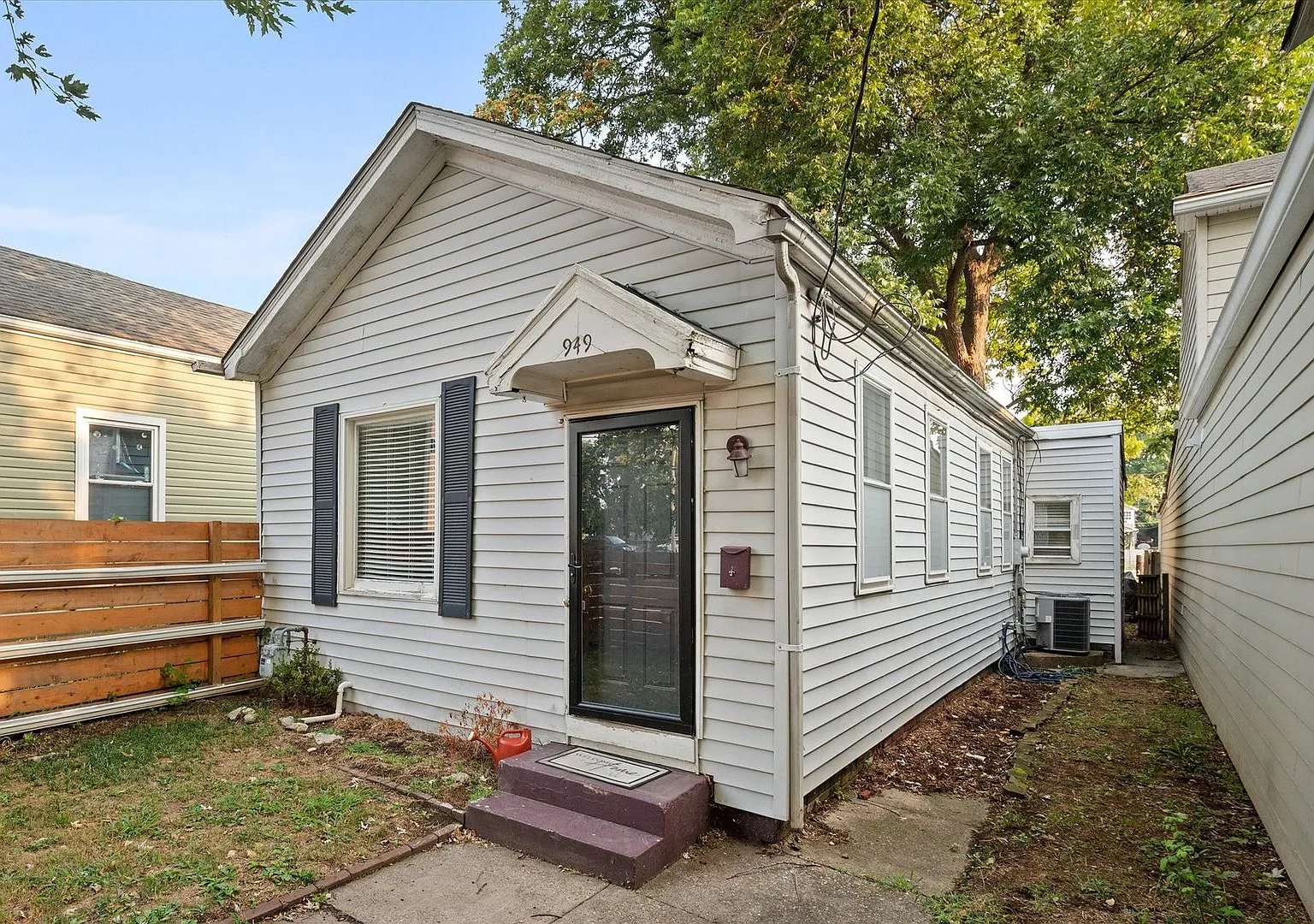 2 Bed 2 Bath Home — Photo 4
