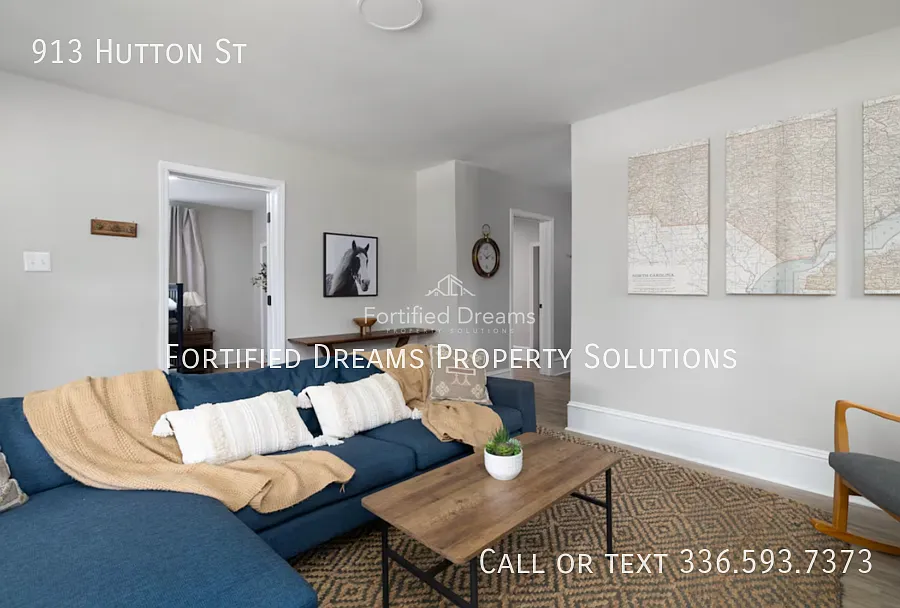 Cozy 4#BR Home In West Salem- Minutes from Downtown — Photo 3