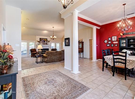 5th image of 1618 Newcastle Dr