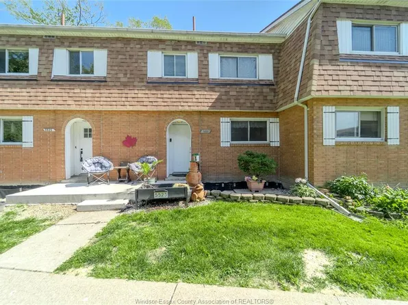 5523 Empress St, Windsor, ON N8T 3B2
