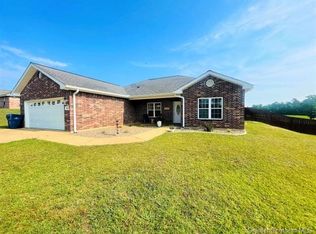 134 Twin Cir, Leesville, LA 71446