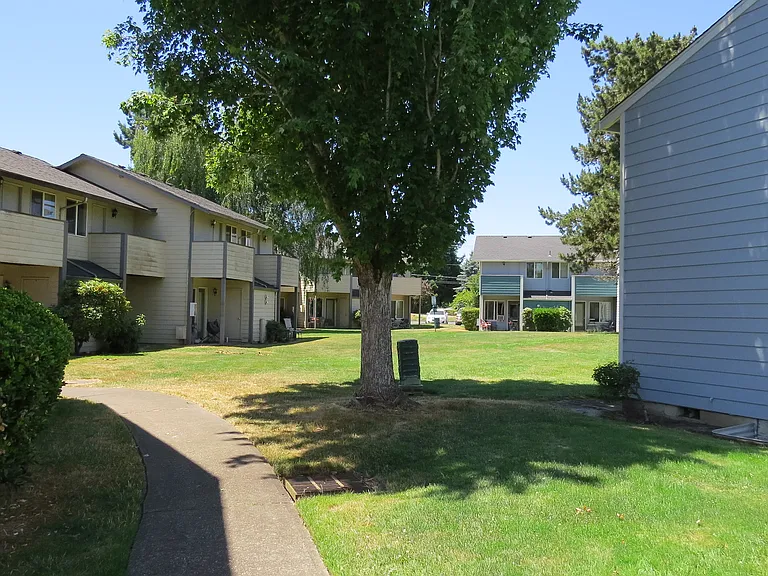 The Park Apartments — Photo 1
