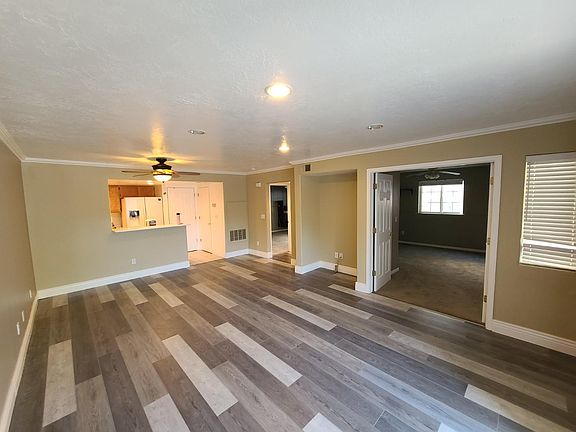 4th image of 965 W Little River Way Unit 1