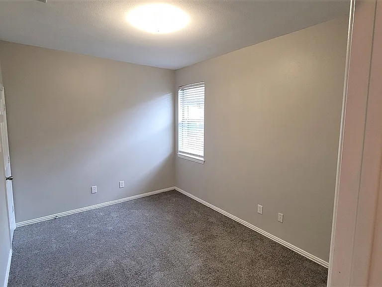 3408 Columbus St — Photo 19