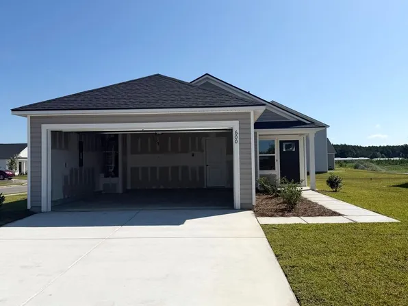 600 Shady Ridge Dr, Loris, SC