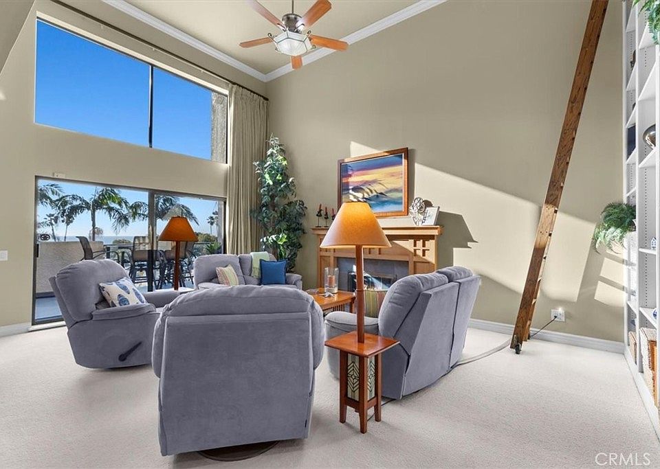 1st image of 420 Esplanade APT 11