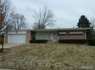 2160 Argo Dr, Florissant, MO
