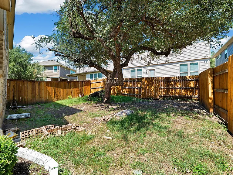 9010 Gage Dr — Photo 26