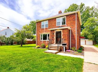 5126 W 5th St, Brooklyn Heights, OH 44131