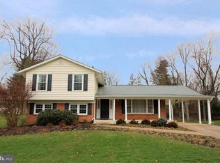 2125 Edgeware St, Silver Spring, MD 20905