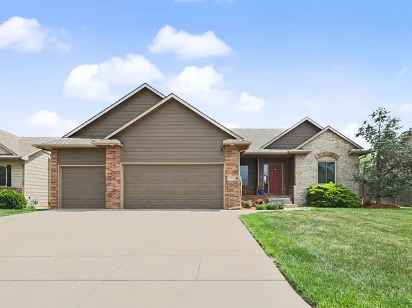 2618 N Woodridge St, Wichita, KS 67226