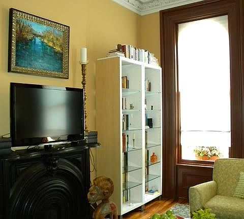Front parlor/2nd BR