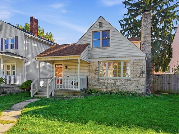 5th image of 3037 Olive St