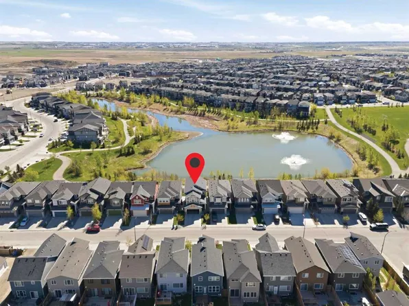 1456 W Livingston Way NE, Calgary, AB T3P 0Z4