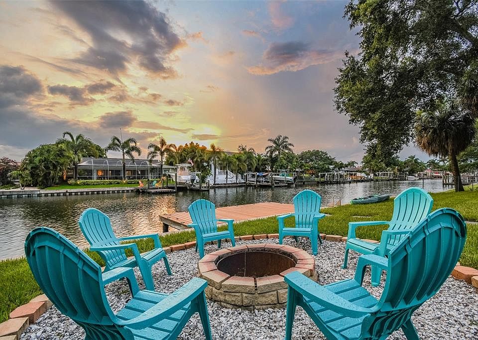 1st image of 3922 FONTAINEBLEAU DRIVE