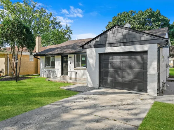 1014 Sherwood Rd, La Grange Park, IL 60526