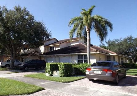2nd image of 8412 NW 40th Ct