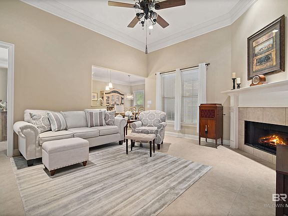 5th image of 9446 Sable Ct