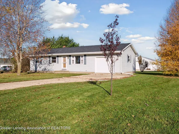 3677 E Herbison Rd, Bath, MI 48808