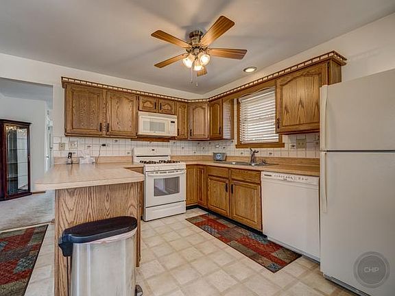4th image of 27W076 Evelyn Ave