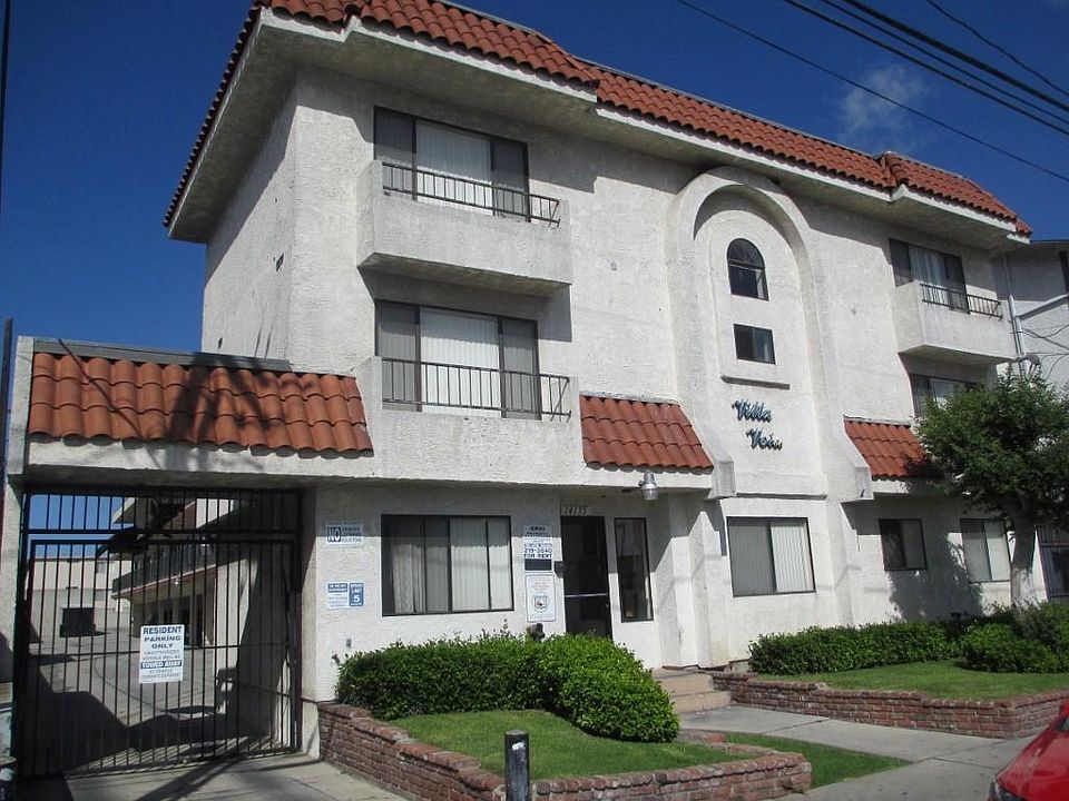 1st image of 14135 Doty Ave APT 20