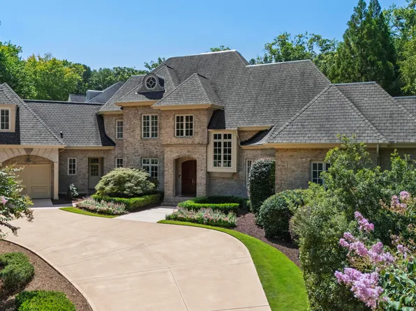 113 Richelieu Dr, Cary, NC 27518