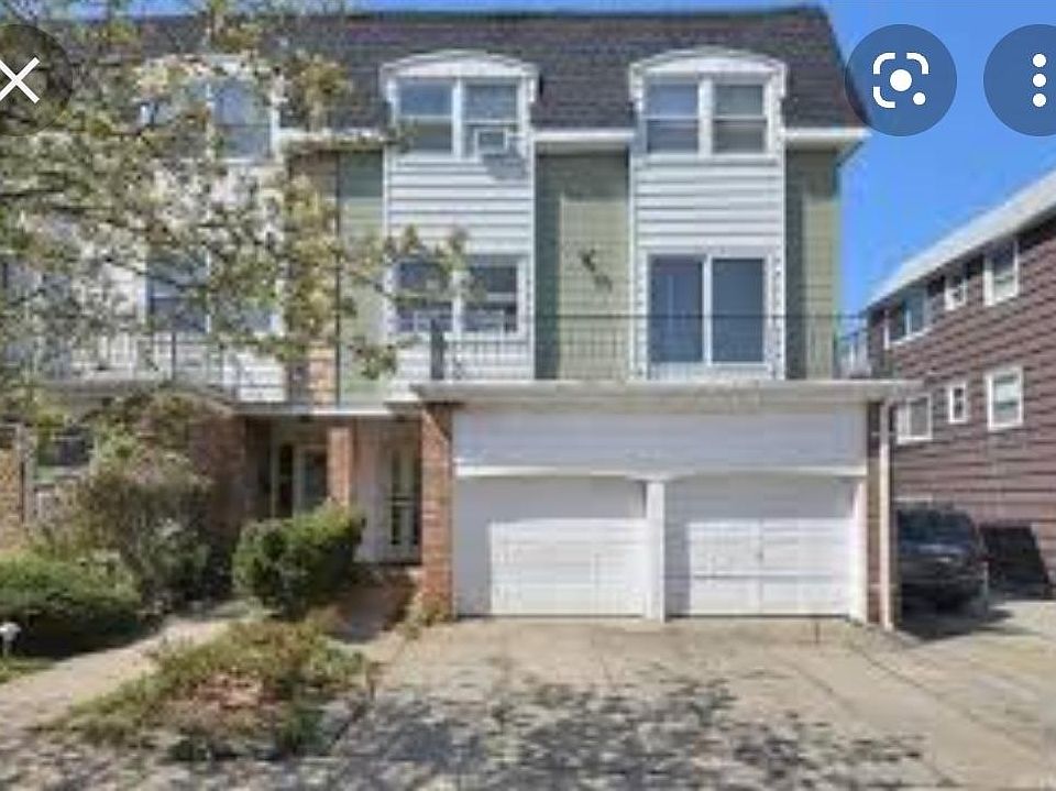 1st image of 21425 16th Ave