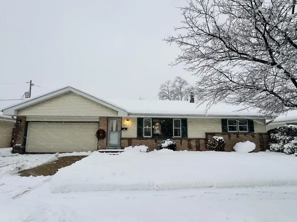 8629 West Hayes PLACE, West Allis, WI 53227