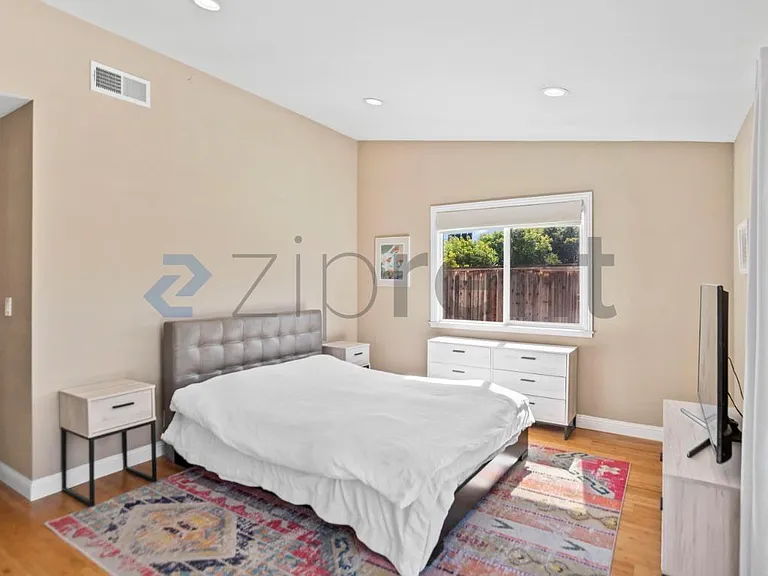 2211 Fountain Oaks Dr — Photo 19