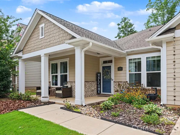 402 Dudley Dr, Fort Mill, SC 29715