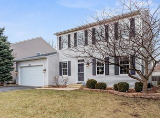 2931 Grand Ridge Cir, Aurora, IL 60503