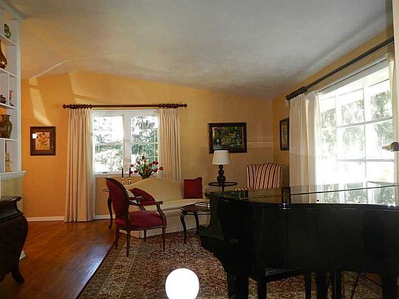 4th image of 4105 Dundee Dr